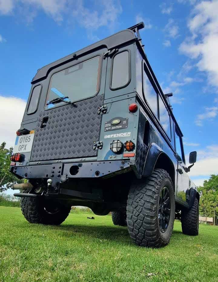 Land Rover Defender 2010 6V - foto 1