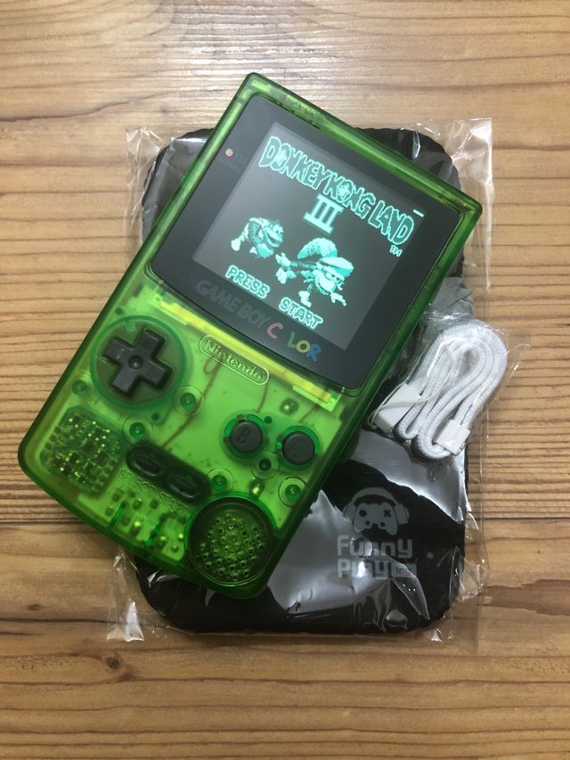 Game Boy Color con pantalla Q5 retroiluminada de segunda