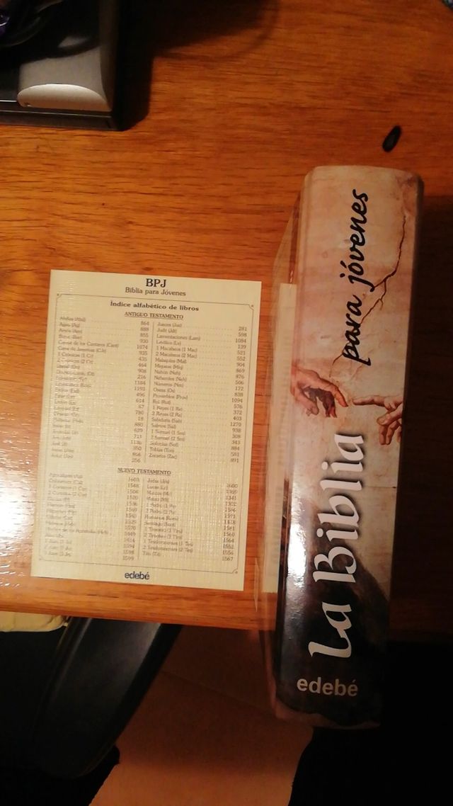 Biblia para jóvenes editorial Edebé