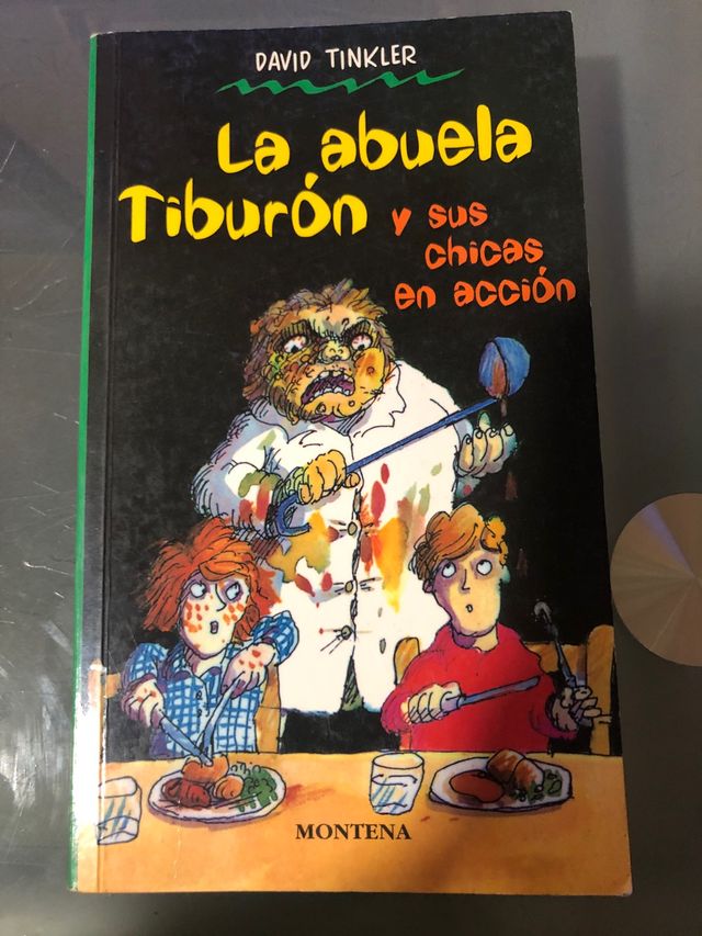 Libro juvenil "la abuela tiburón"