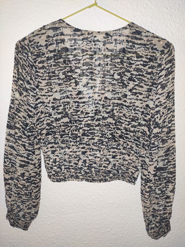 Blusa estampado animal de Zara