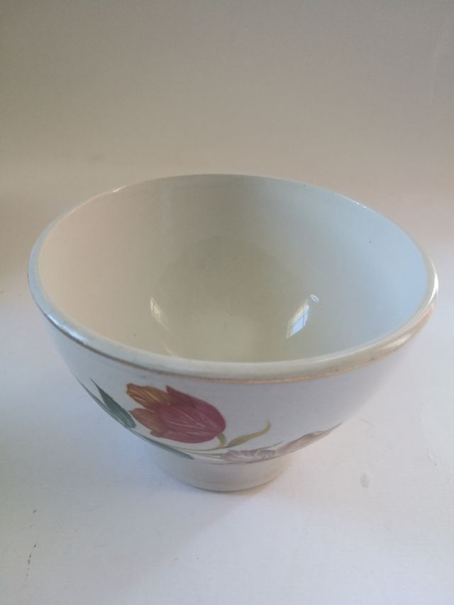 Tazón antiguo Floral