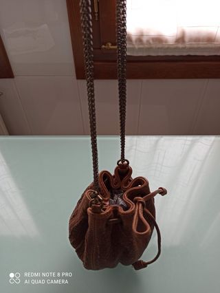 Bolso limosnera zara de segunda mano por 5 EUR en Barakaldo en WALLAPOP