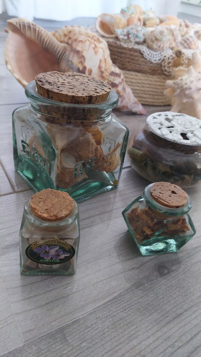 decoración con conchas y cristales