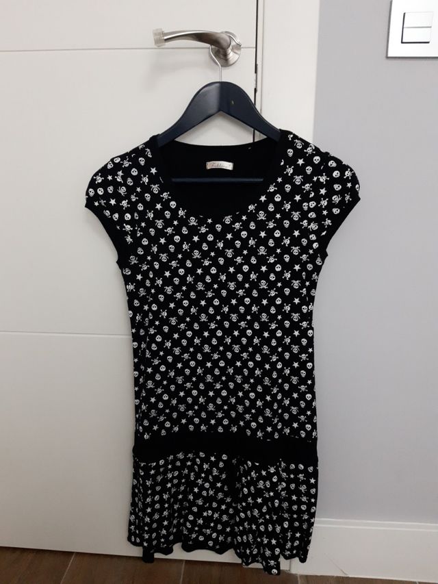 Vestido corto negro y blanco