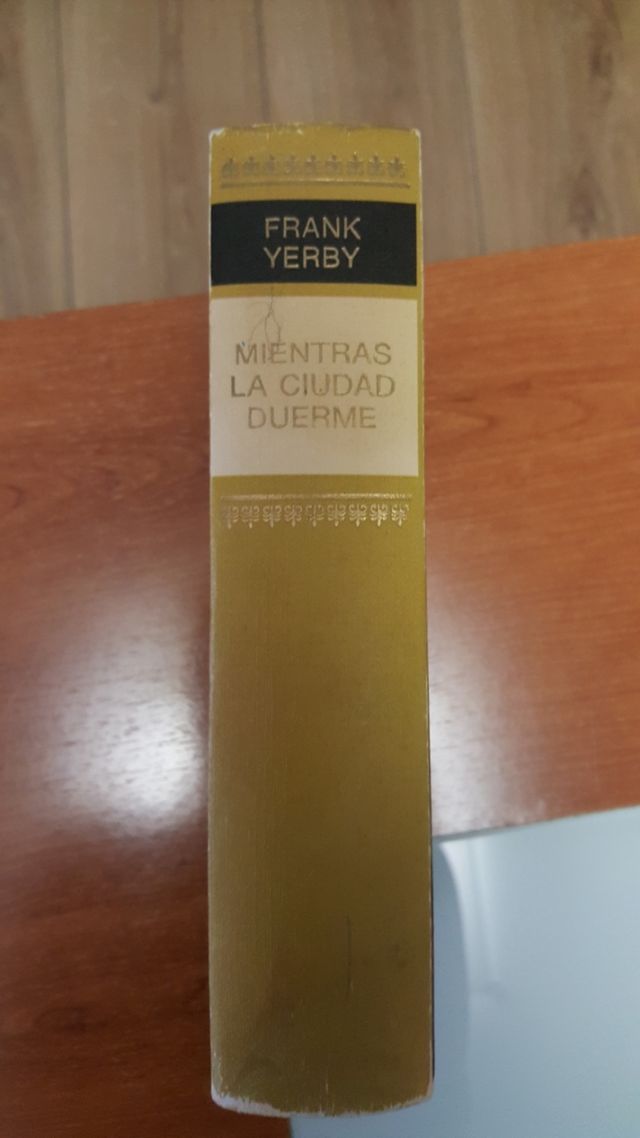 3 Libros  de Truman Capote, Homero,Frank Yerby.