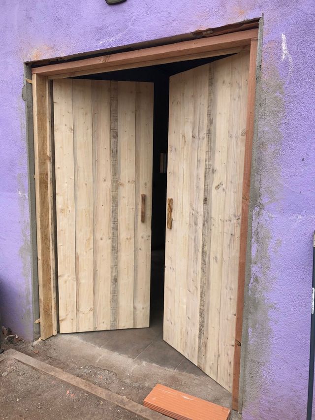 puertas en pino natural o efecto envejecido