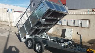 Remolque NUEVO BASCULANTE ELÉCTRICO BATERÍA.