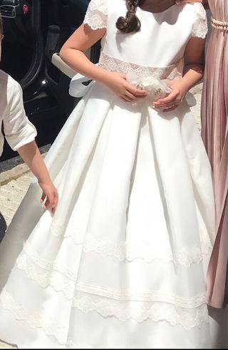 Vestido comunión niña de segunda mano por 400 EUR en Don Benito en WALLAPOP