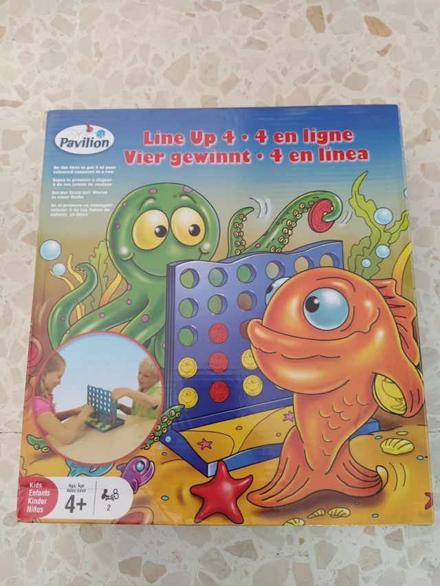 Juego cuatro en rayas.