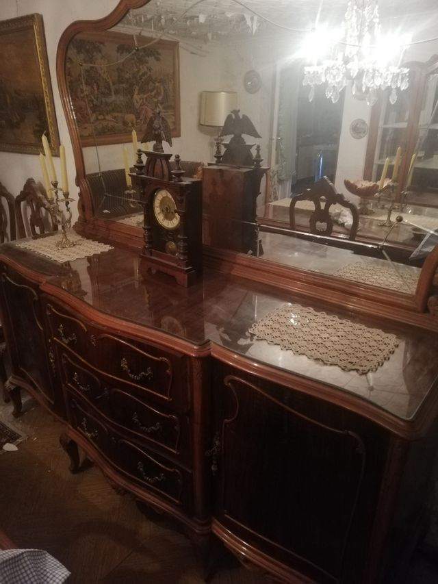 Mueble de comedor antiguo de segunda mano por 300 € en Guadalajara en