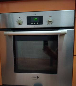 Horno multifunción Fagor clase A de segunda mano por 50 EUR en Fuente Alamo  en WALLAPOP
