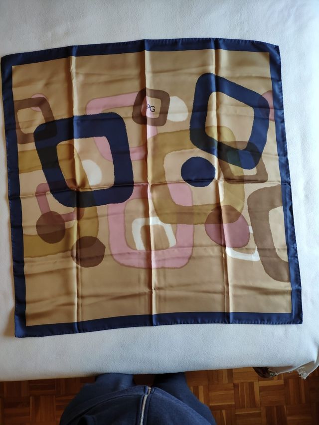 Pañuelo de seda Purificación García