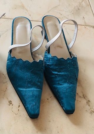 Zapatos de fiesta Turquesa. de segunda mano por 7 EUR en Las Arenas de  Tenerife en WALLAPOP