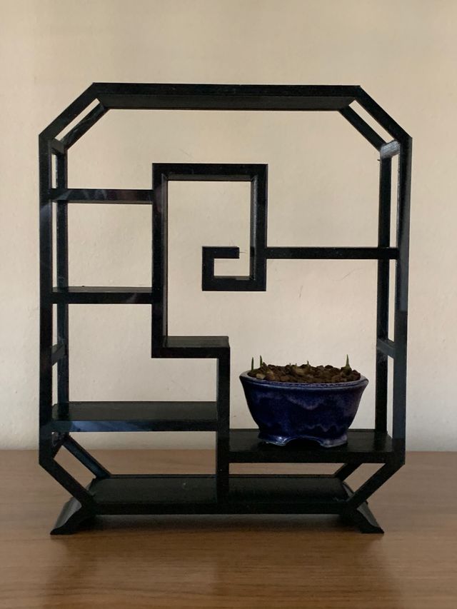 Armario para exponer macetas de bonsai o acentos