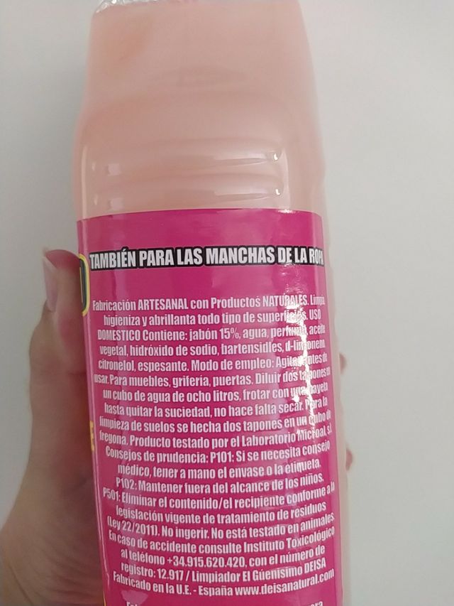 Multiusos El Güenísimo. Caja con 12 litros.