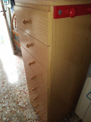 Mueble con cajones de segunda mano por 25 € en Petrer en WALLAPOP