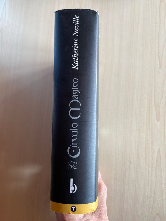 El círculo Mágico. Katherine Neville