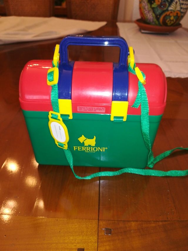 Fiambrera nueva Ferrioni.