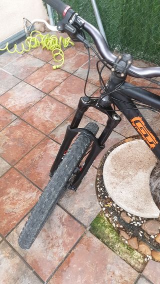 Mtb gt chucker 2.0 de segunda mano por 