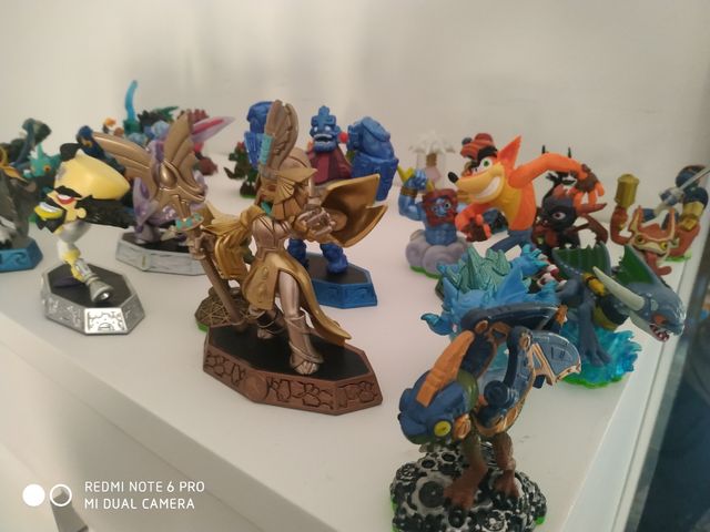 Skylinder diferentes