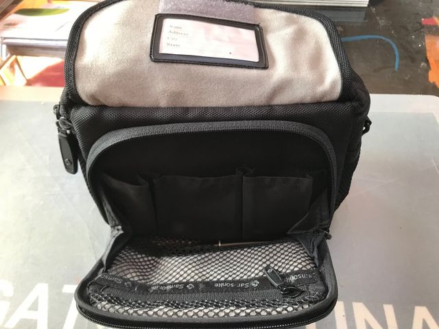 Borsa per il trasporto di macchine fotografiche e video di piccole dimensioni