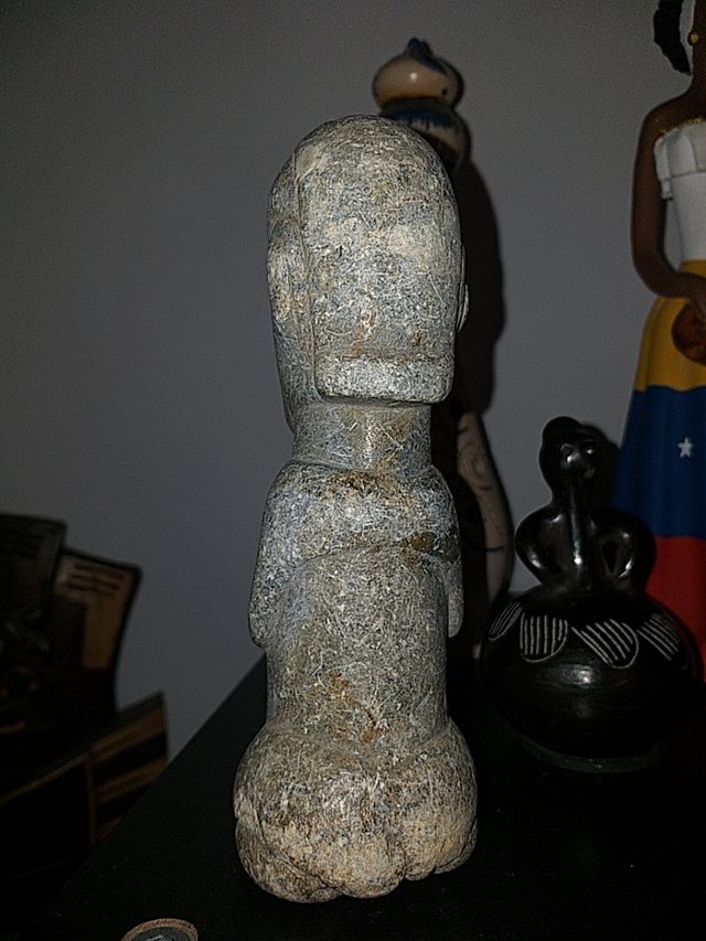 pieza original nomoli Sierra Leona