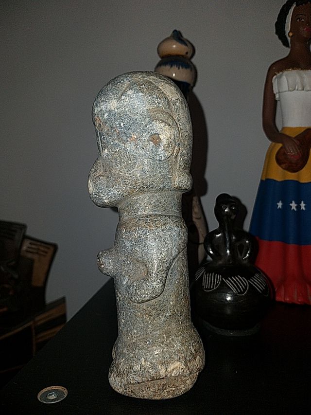 pieza original nomoli Sierra Leona