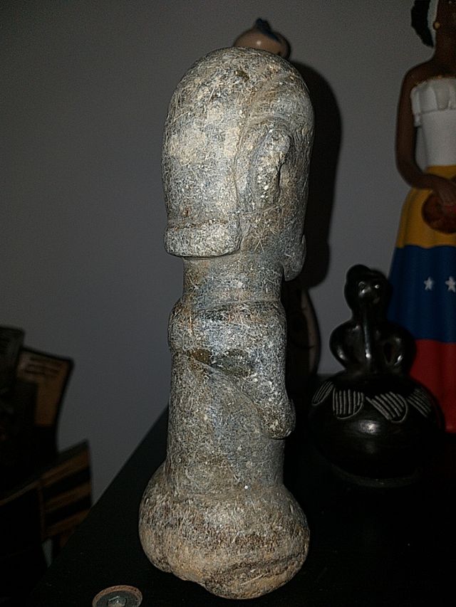 pieza original nomoli Sierra Leona