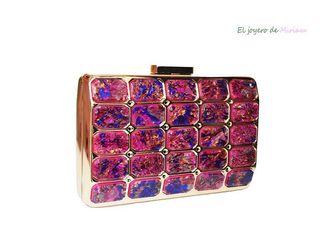 Cartera de fiesta fucsia de segunda mano en Madrid en WALLAPOP