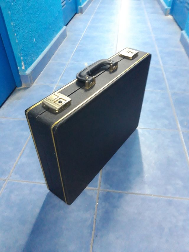 ⭐ Valigetta con 2 chiavi 🎁