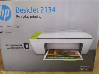 Impresora y escáner HP DeskJet 2134 + cartucho b\\/n de segunda mano por  32,22 EUR en Madrid en WALLAPOP