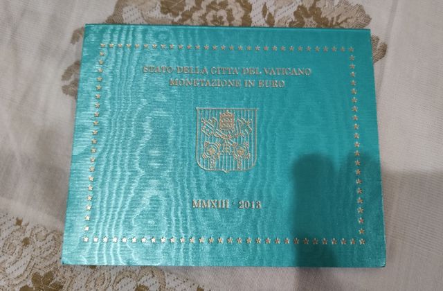 cartera euros vaticano 2013
