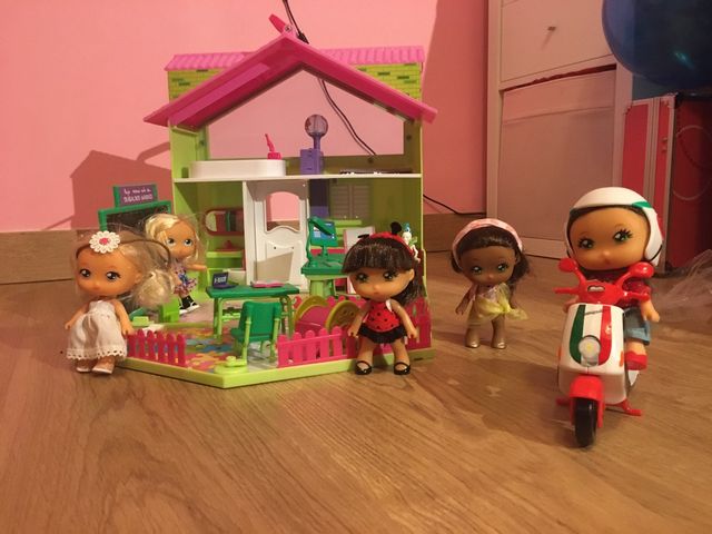 El cole de barriguitas y 4 barriguitas