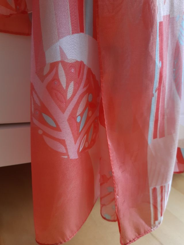 Pañuelo de seda bonito estampado 90x200