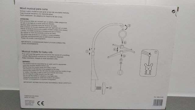 Móvil musical para cuna