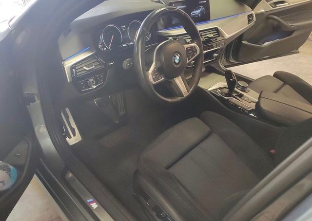 Limpieza y detallado de vehículos