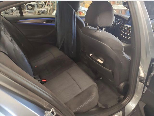 Limpieza y detallado de vehículos