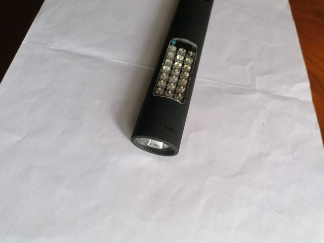 LINTERNA LED