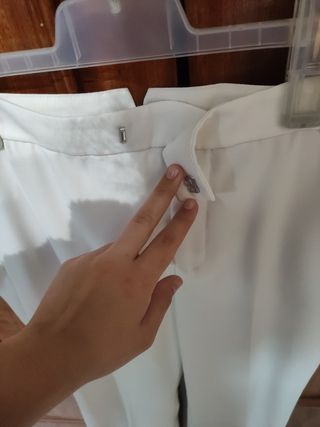 Pantalón mujer Zara talla 34 de segunda mano por 19,99 EUR en Madrid en  WALLAPOP