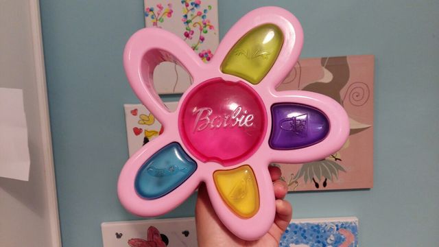 Juego de los 90 "Barbie dice"