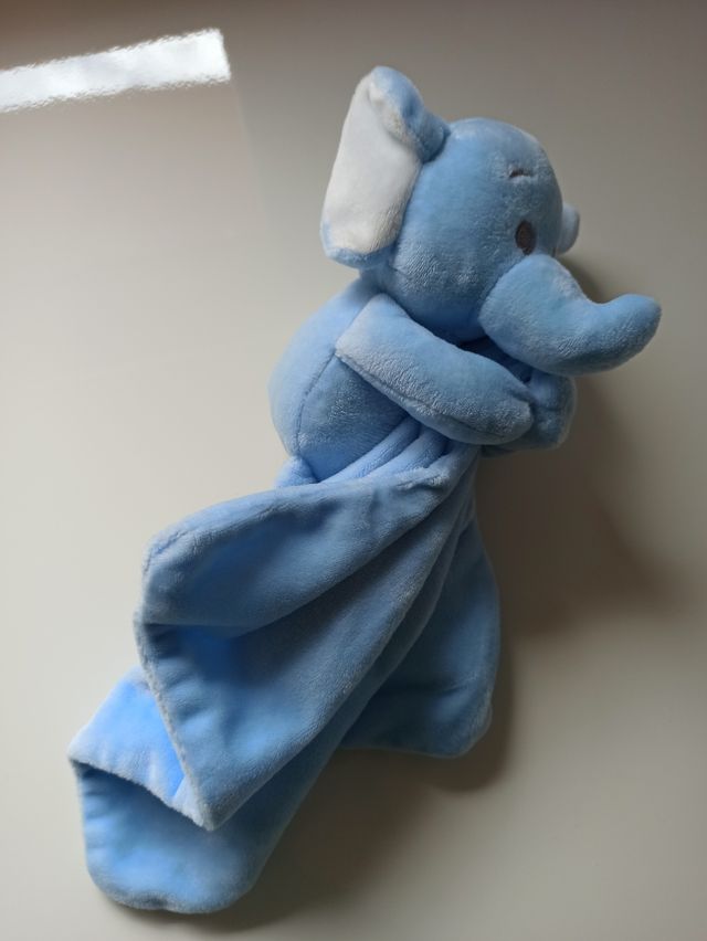 DouDou elefante