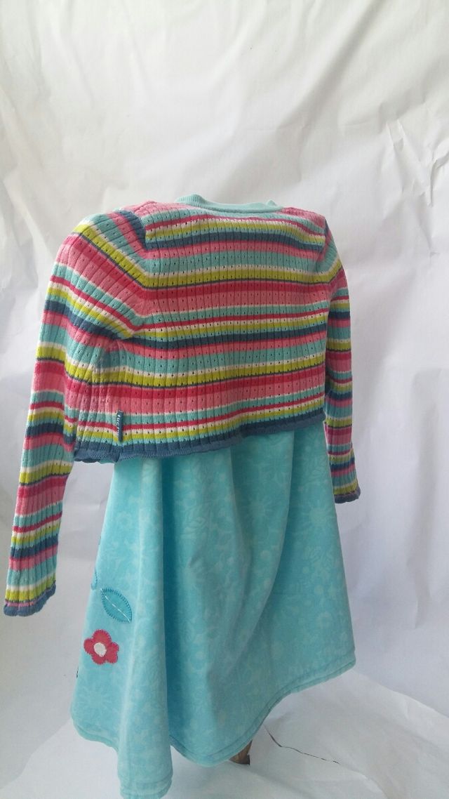 Vestido niña T 4  y chaqueta T 3 Tuc Tuc.
