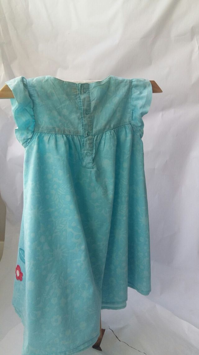 Vestido niña T 4  y chaqueta T 3 Tuc Tuc.