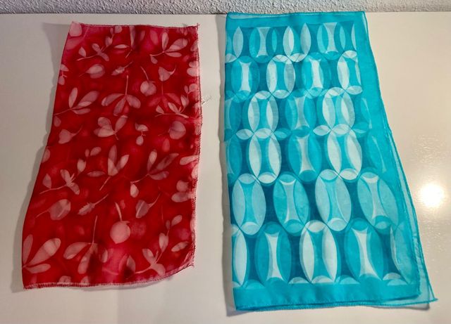 Pañuelos pequeños estampados para el cuello/cabeza