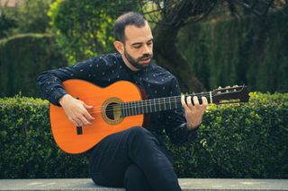 Clases Guitarra Flamenca JAVIER CONDE en MADRID de segunda mano por 45 EUR  en Cáceres en WALLAPOP