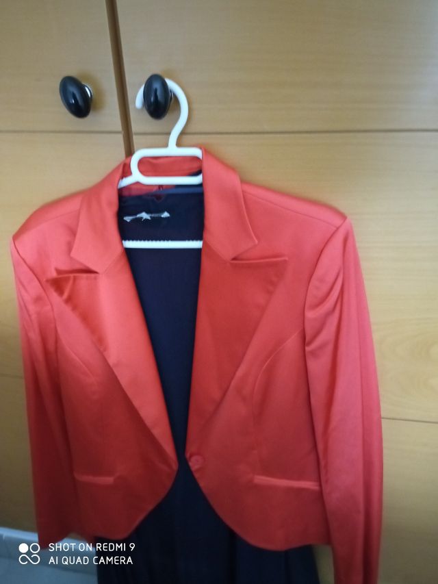 chaqueta de raso nueva