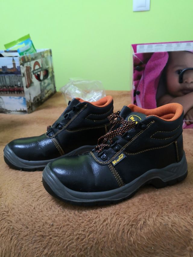 botas punta acero nuevas n°37