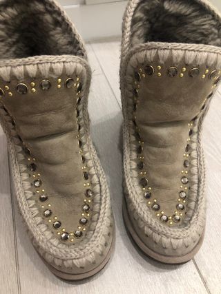 Botas MOU de ante y pelo cristal Swaroski de segunda mano por 120 EUR en  Granada en WALLAPOP