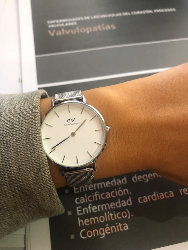 reloj daniel wellington plateado